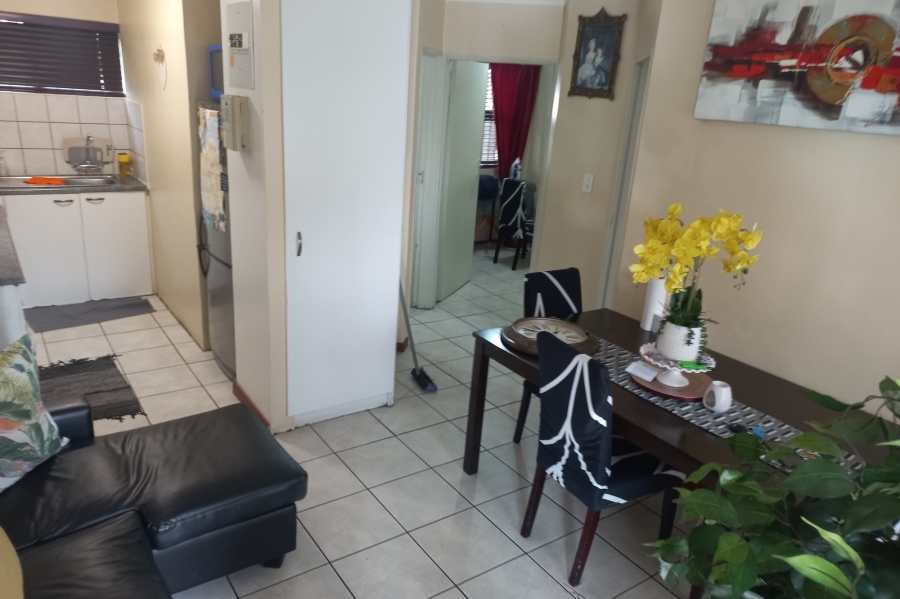 2 Bedroom Property for Sale in Groenvallei Western Cape